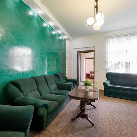 Apartment On Dudayeva 17 Lviv Bagian luar foto