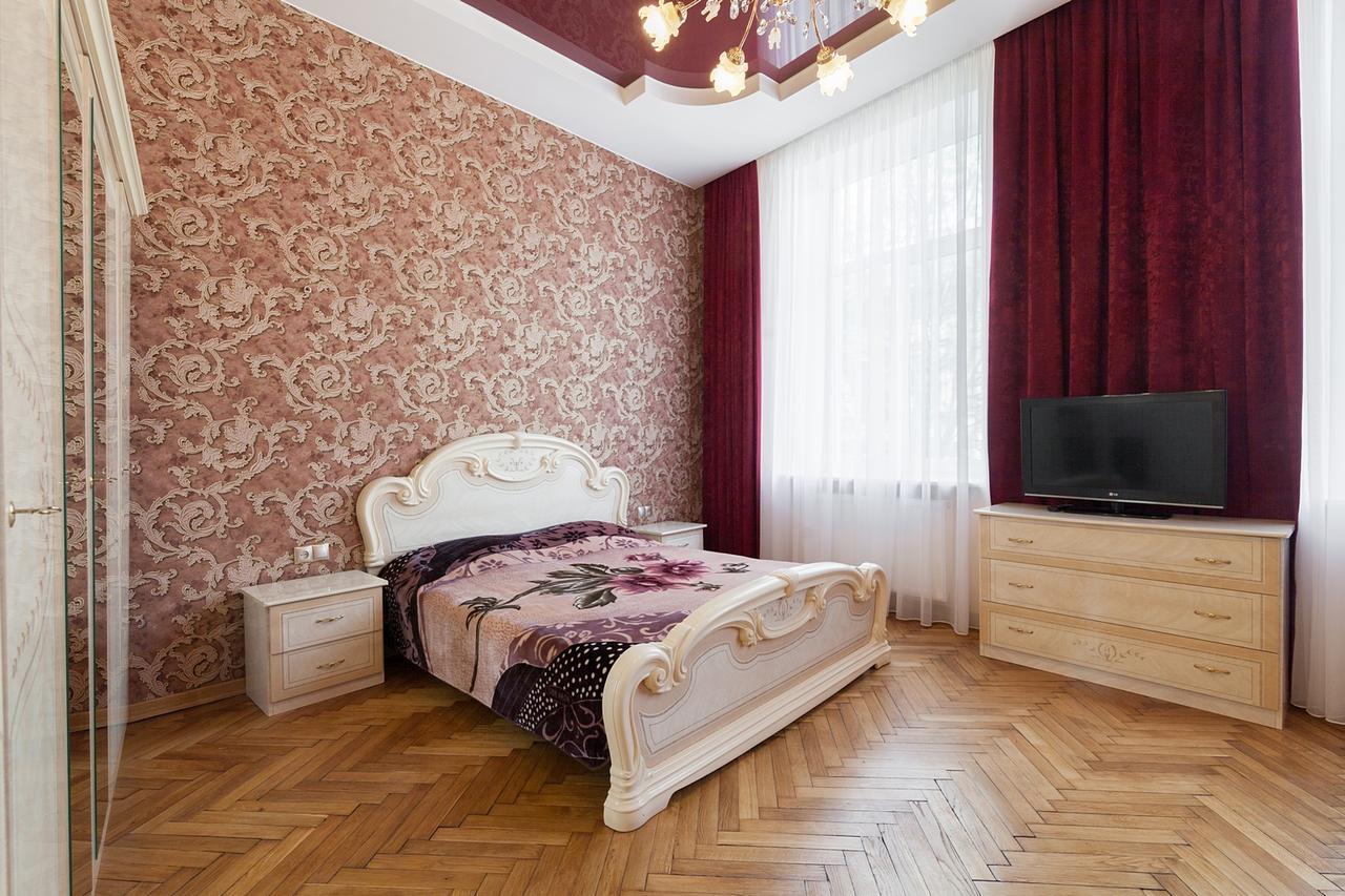 Apartment On Dudayeva 17 Lviv Bagian luar foto