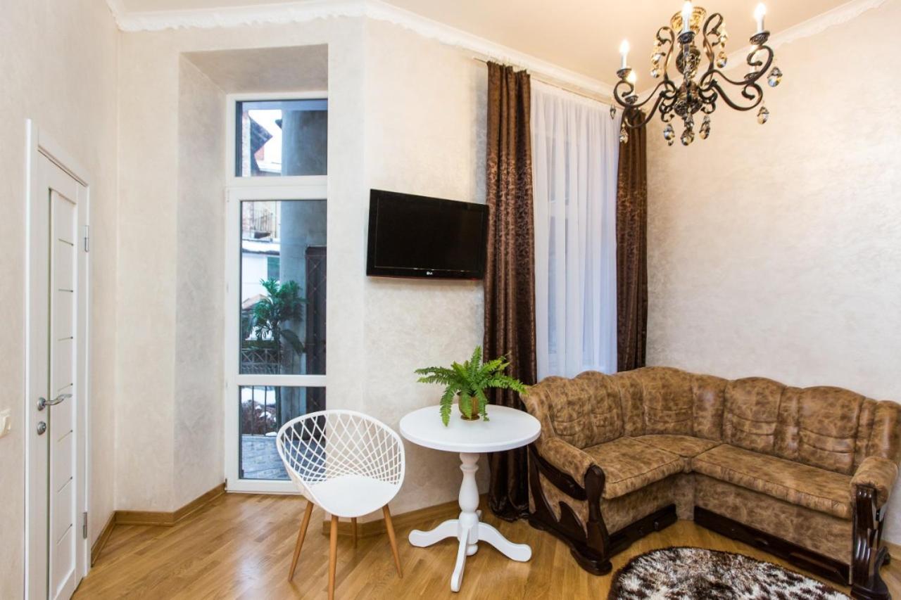 Apartment On Dudayeva 17 Lviv Bagian luar foto