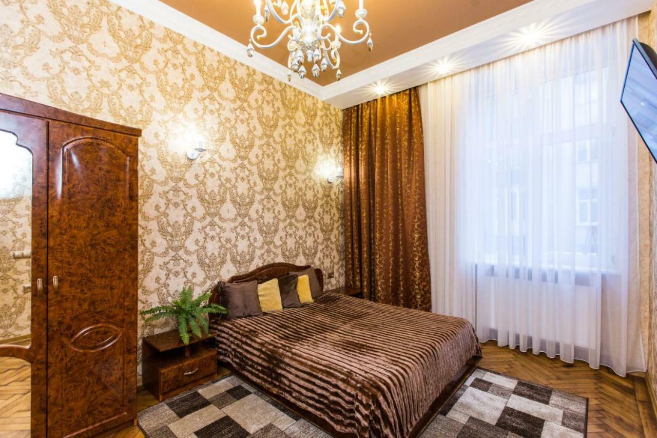 Apartment On Dudayeva 17 Lviv Bagian luar foto